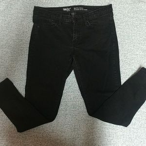 Mid-Rise skinny jeans